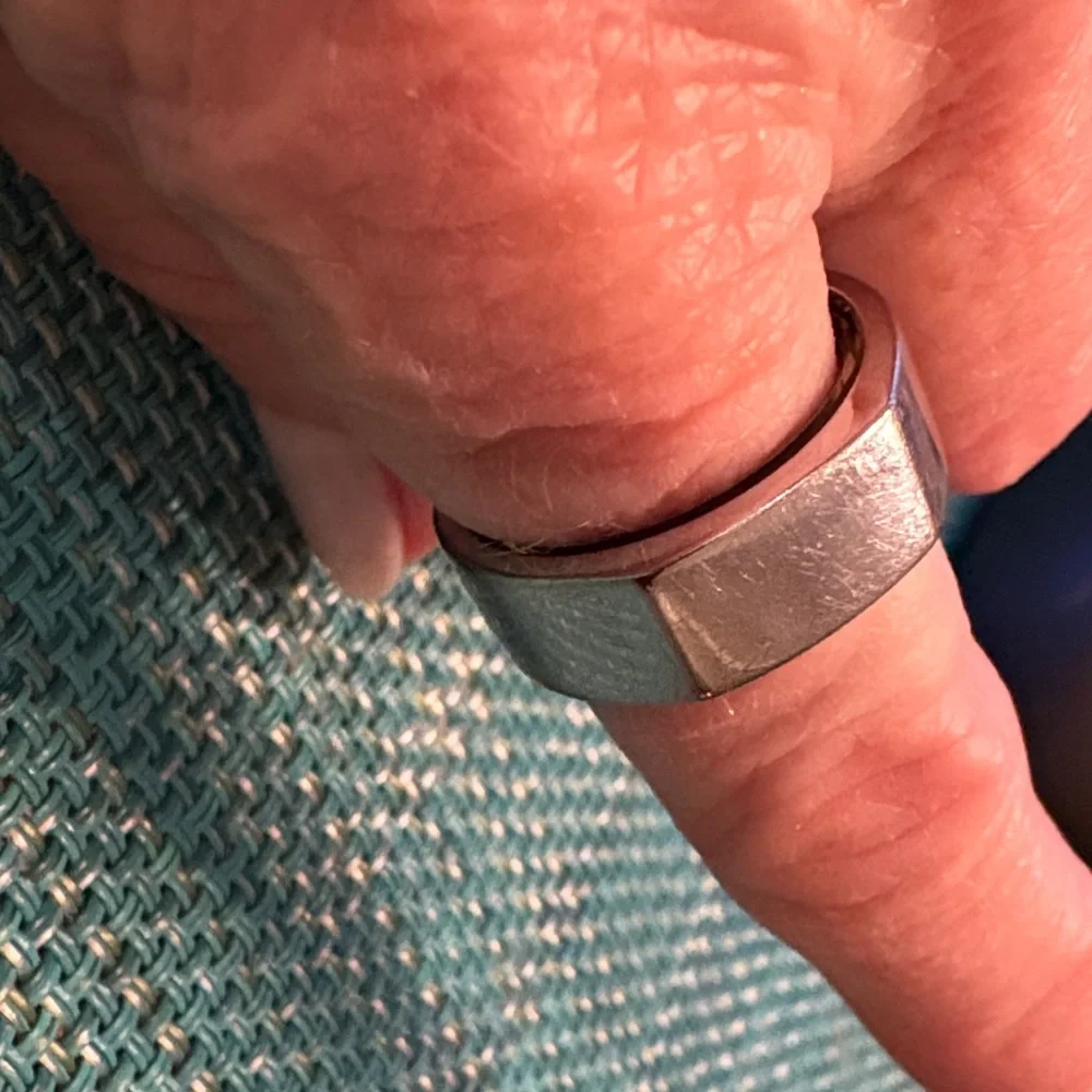 Oura Silver Wearable Ring